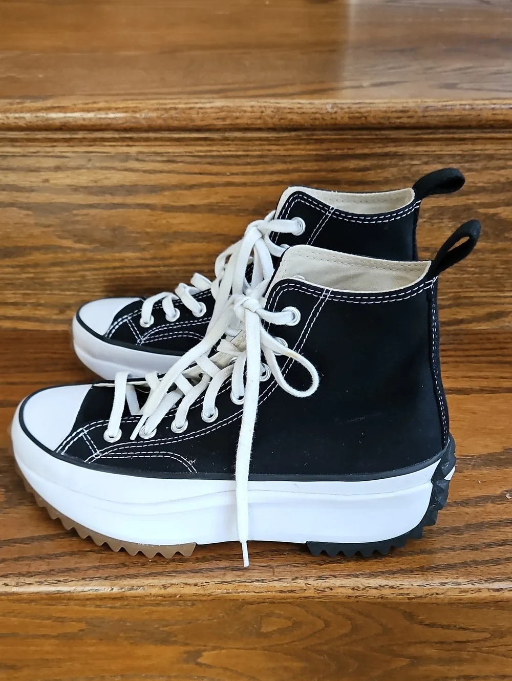 Converse high top